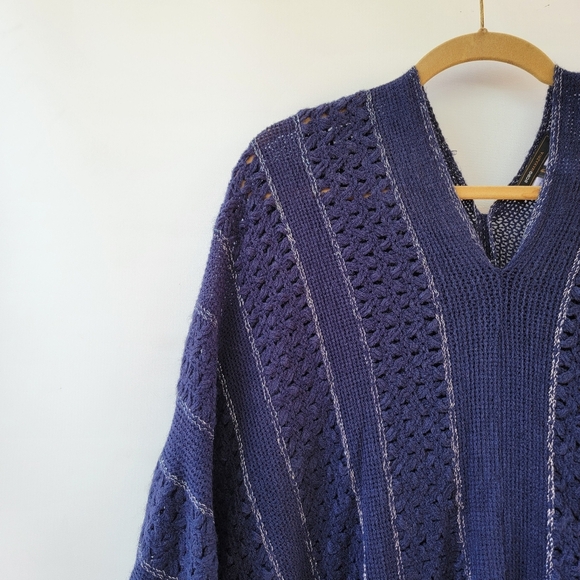 BCBGMaxAzria Navy Blue Silver Metallic New One Size Boho Longline Fringe Poncho - Picture 3 of 11